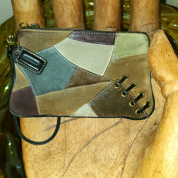Coach Wristlet - Picture 2 of 9